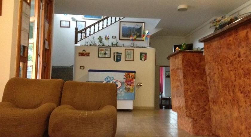 Hotel Bristol Pineto Extérieur photo